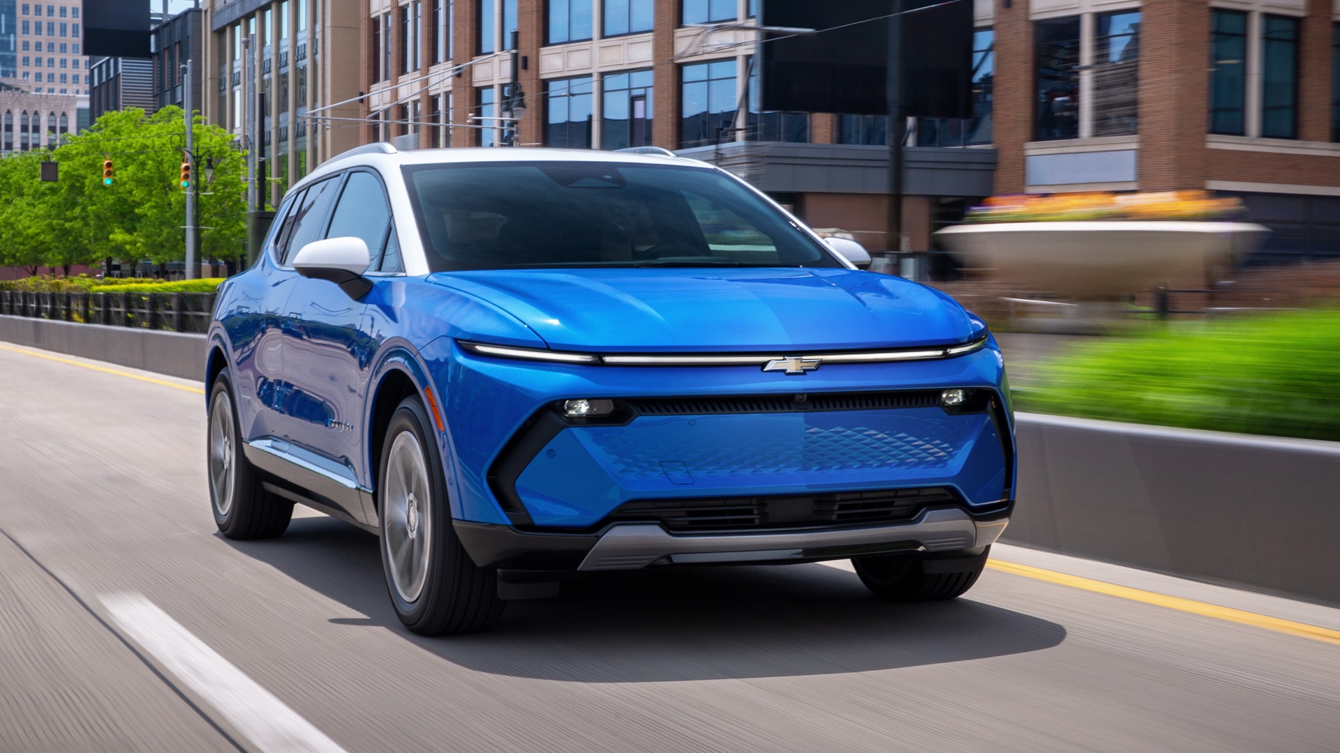 Chevy Equinox EV adaptive cruise control issue Illustration of Chevy Equinox EV highlighting the adaptive cruise control system with a focus on the braking issue.