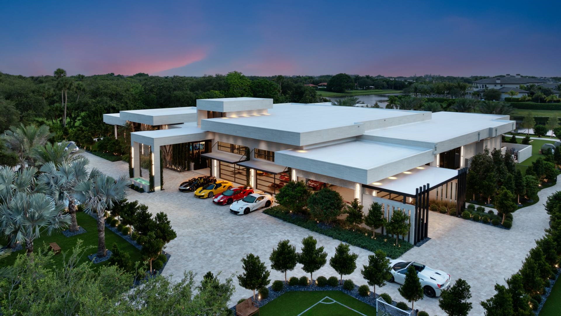Casa Maranello: $55M Florida Mansion | Ultimate Ferrari Enthusiast’s Dream - Image 4