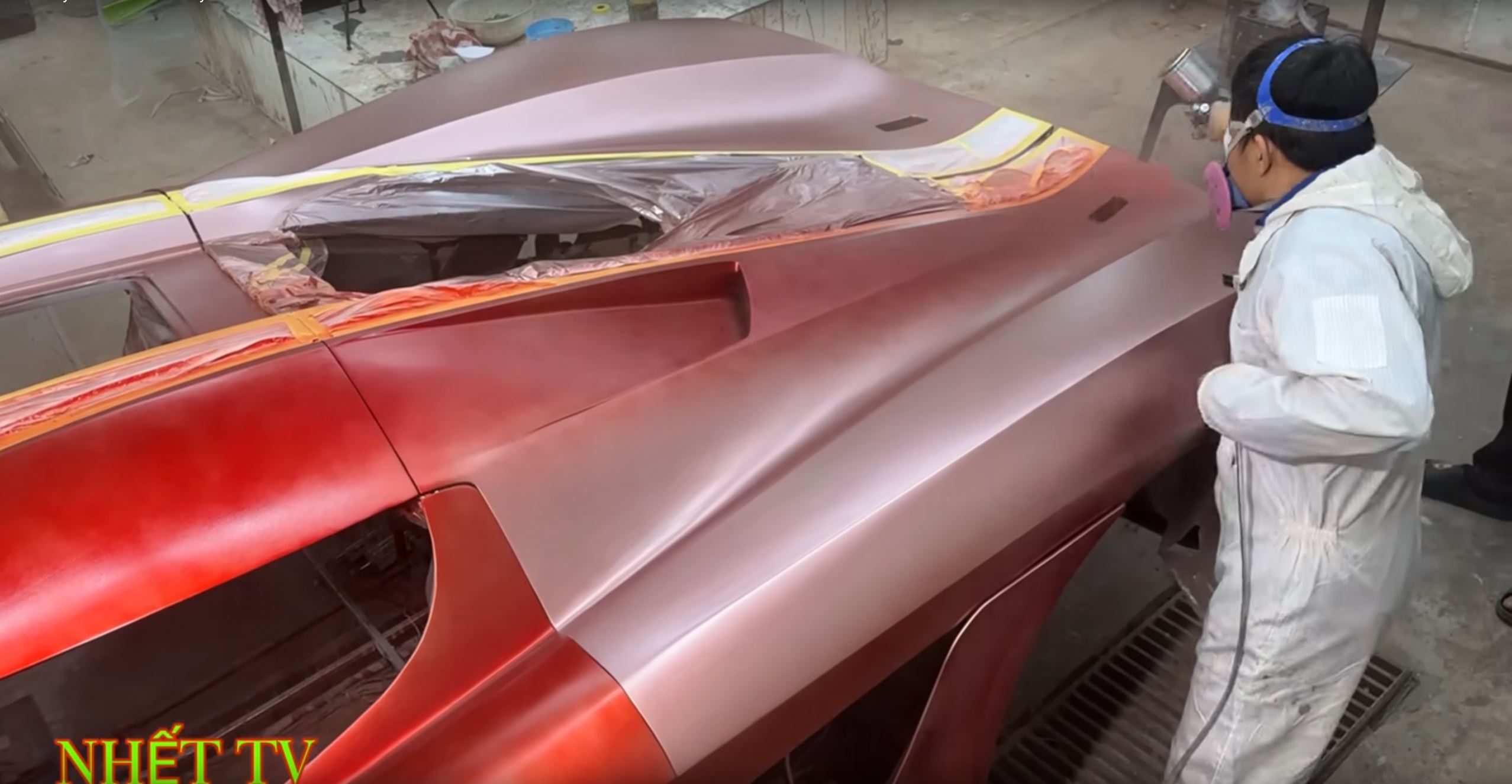 Custom-built Koenigsegg Jesko replica showcasing hand-crafted bodywork