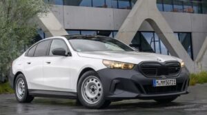 carskingdom1 BMW Made a $20K 5 Series Again! BMW 5 Series (G60) Poverty Spec: The Base Model Munich Refuses to Build