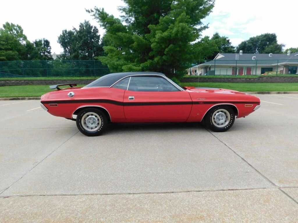 carskingdom1 1970 Dodge Challenger R/T 440 Six-Pack with Super Track Pack for Sale 1970 Dodge Challenger R/T 440 Six-Pack with Super Track Pack for Sale